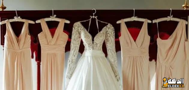 تفسير حلم الفساتين والوانها في المنام للمتزوجة 5 تفسير الفساتين والوانها