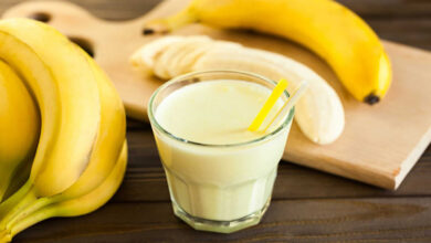 طريقة عمل الموز باللبن من غير ما يسود 5 طريقة عمل الموز باللبن من غير ما يسود
