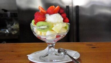طريقة عمل سلطة فواكه بالايسكريم 7 طريقة عمل سلطة فواكه بالايسكريم