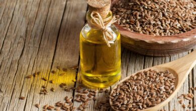 فوائد زيت بذر الكتان لجسم الإنسان 7 فوائد زيت بذر الكتان