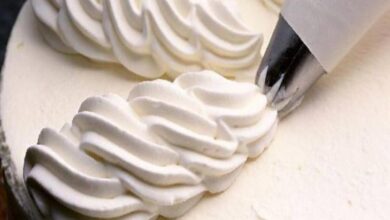 كيف اسوي كريمة الكيك بخطوات سهلة؟ 7 كيف اسوي كريمة الكيك بخطوات سهلة