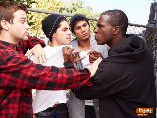 تفسير حلم الشجار مع أشخاص لا أعرفهم في المنام 7 تفسير حلم الشجار مع أشخاص لا أعرفهم في المنام