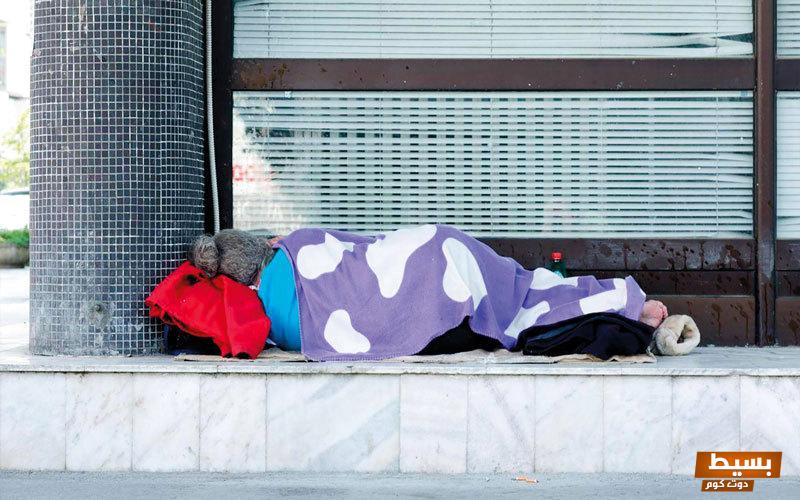 تفسير حلم النوم على رصيف الشارع في المنام 3 تفسير حلم النوم على رصيف الشارع في المنام