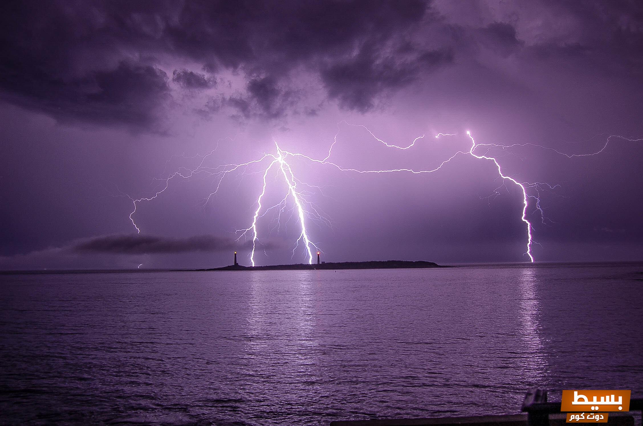 تفسير حلم رؤية الرعد في المنام 6 الرعد في المنام
