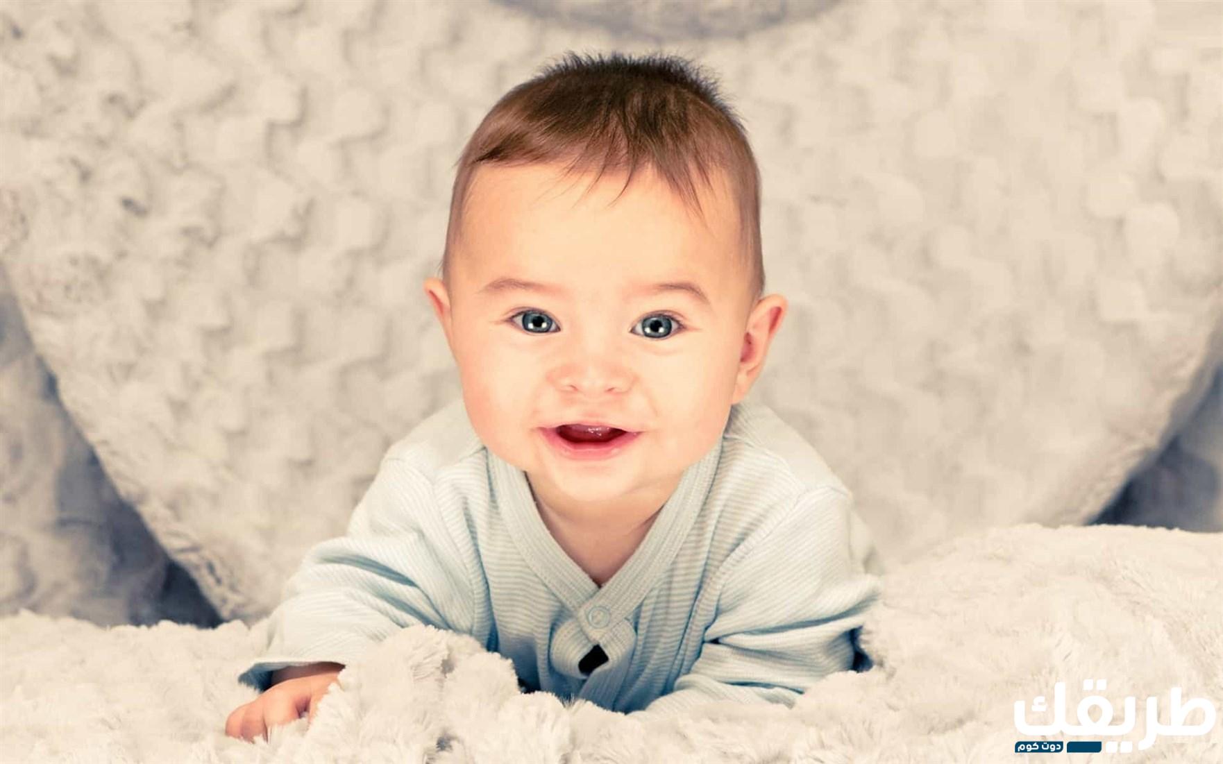 متى يجلس الطفل الرخو ؟ تعرفي الإجابة 4 481748331489429