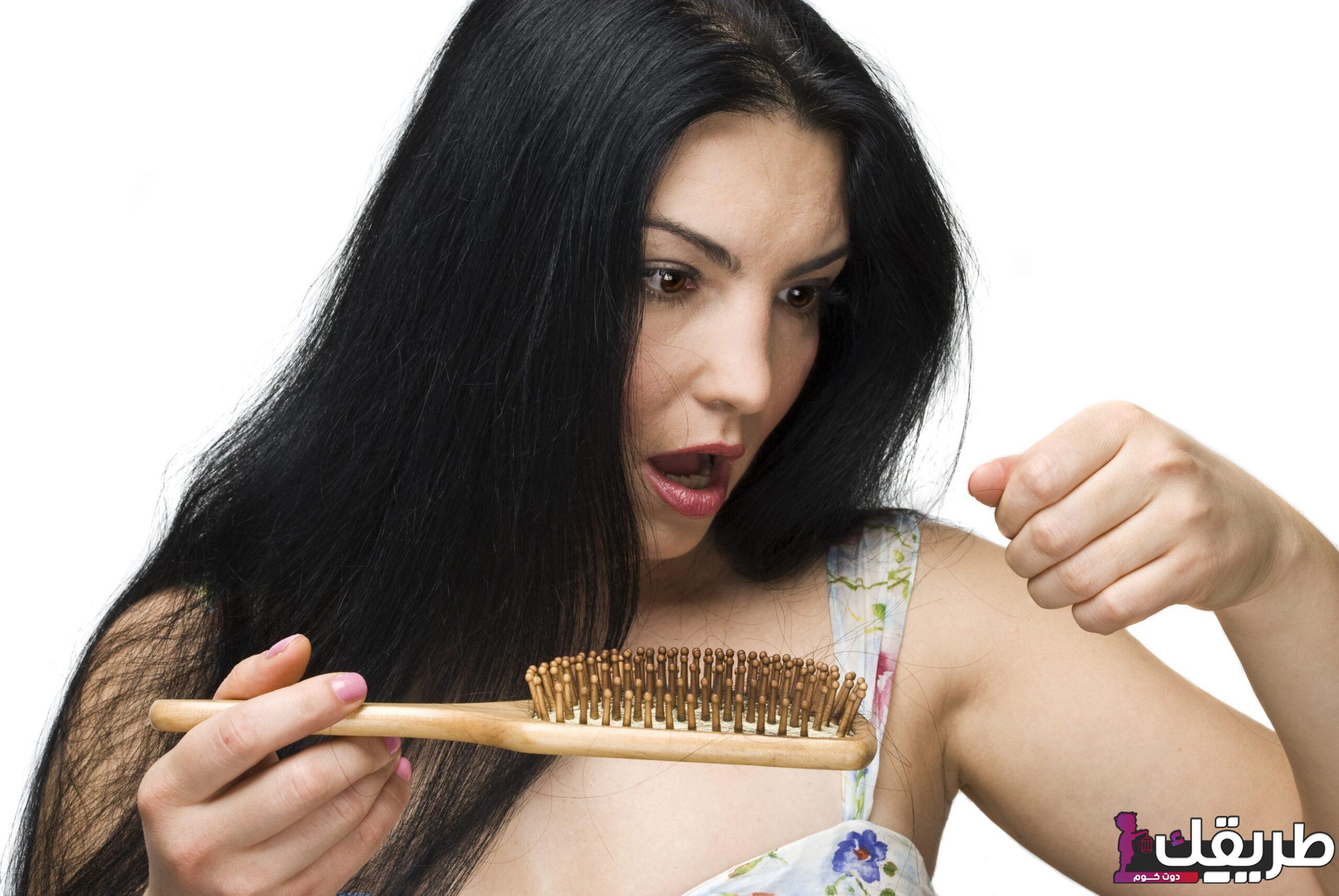 علاج تساقط الشعر في شهر واحد فقط وبمكونات طبيعية غير مكلفة 3 986828346326103 scaled