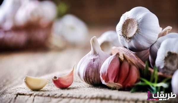 تجربتي مع الثوم لمعالجة الم الاذن وفوائدها لصحة الجسم 6 الثوم على الريق كم ينحف ؟