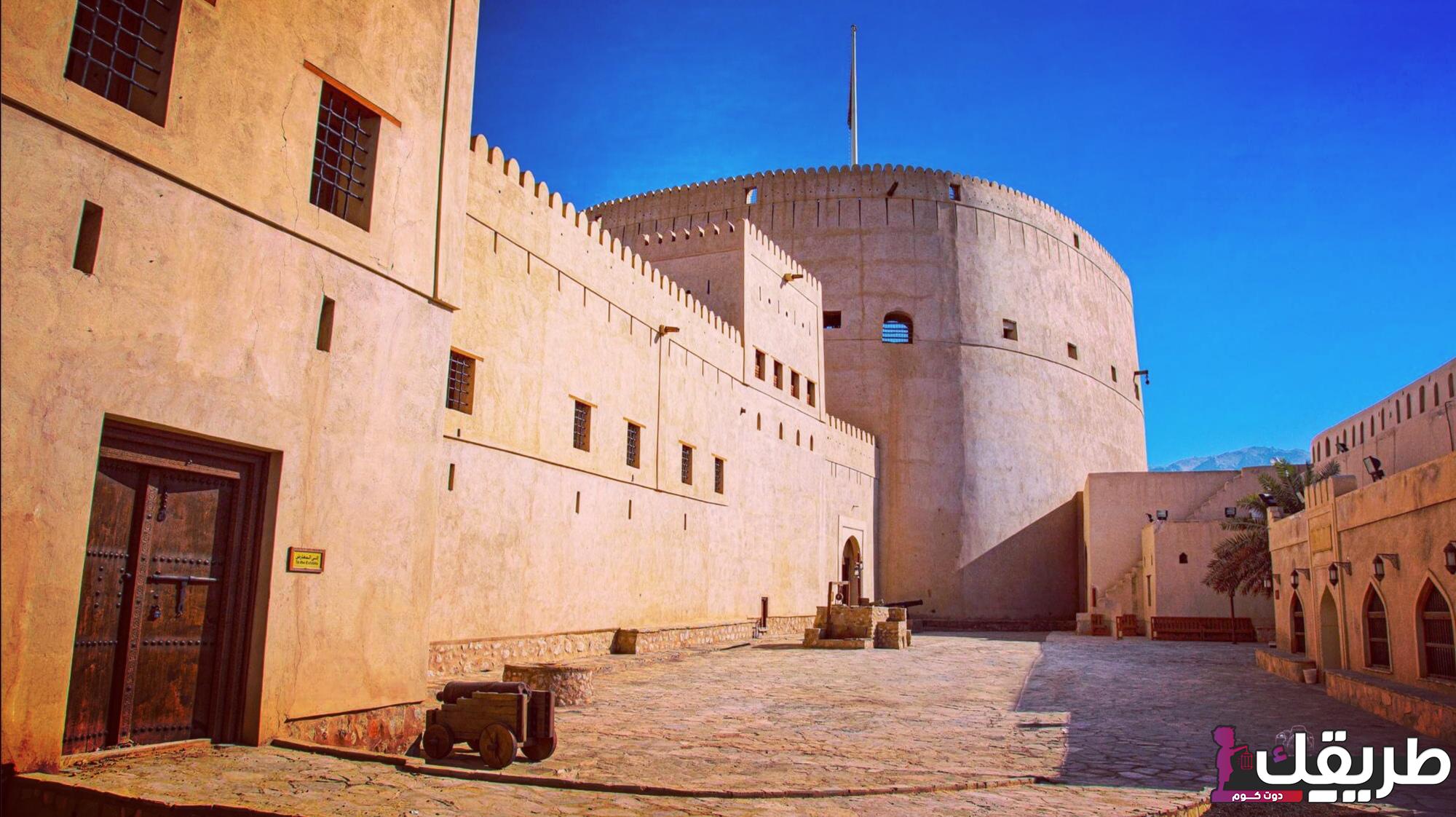 اين تقع قلعة الربض ومن قام ببناءها 3 624864434125067