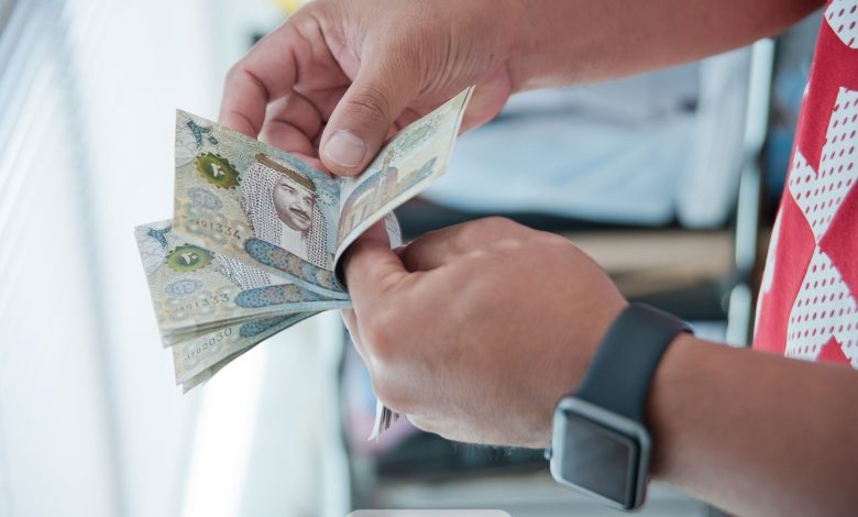 الرواتب في البحرين للمغتربين 1 663606772183619