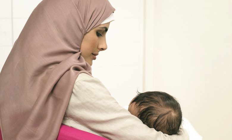 هل الرضاعة الطبيعية كافية لتغذية الطفل ؟ 1 797942319002295