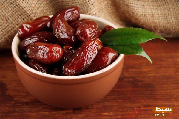 تفسير حلم التمر للحامل ودلالاته العميقة المتعلقة بنوع الجنين ورموزه في عالم الأحلام 1 333 7