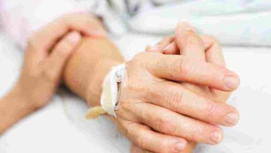 تفسير رؤية الميت مريض في المستشفى: أبعاد ودلالات مدهشة تكشف أسرار الأحلام الحياتية! 2 تفسير حلم الميت مريض