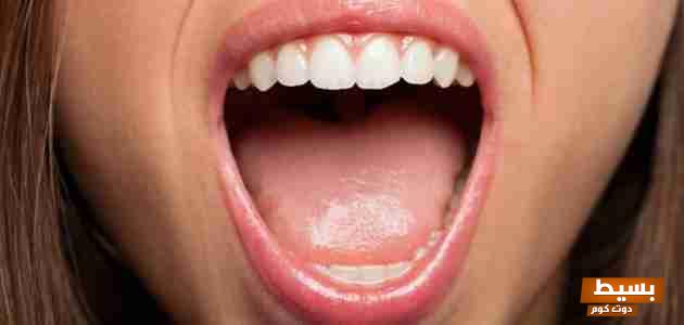 استكشاف عميق لتفسير حلم خروج الدود من اللسان في المنام: دلالة رمزية ومعاني خفية تعكس القلق والتوتر في الحياة اليومية 1 تفسير حلم خروج الدود من اللسان في المنام