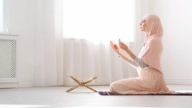 زوجي يطلبني وقت الصلاة لحظات روحانية تعزز من عشقنا وترابطنا الأنوي! 6 177 1