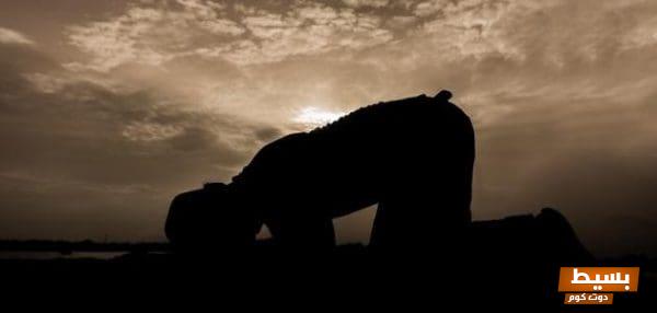 تفسير حلم عدم القدرة على الوقوف في الصلاة: دلالاته العميقة وتأثيره على حياتك الروحية والنفسية! 1 30 2