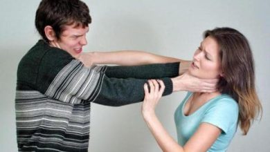 تفسير حلم شخص يخنقني من رقبتي للعزباء: معاني ودلالات مخفية قد تغير حياتك! 5 61 11