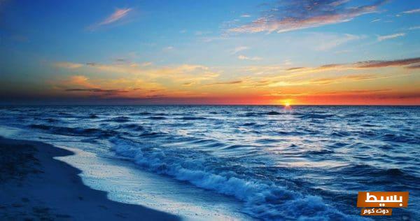 وصف البحر الهادئ والصافي تجربة سحرية تأسر الحواس وتنعش الروح 1 68