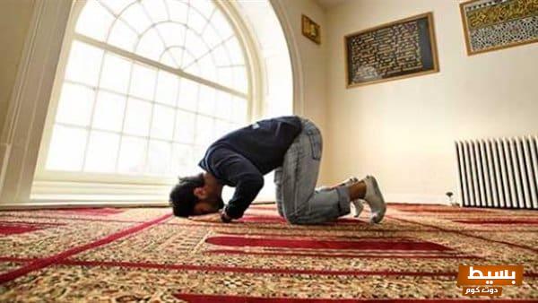كيف أواظب على الصلاة وأحقق الخشوع والسكينة في حياتي اليومية؟ 1 72 10