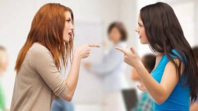 <p><strong>رؤية سلفتي في المنام للمتزوجة: غموض المعاني ورموز العلاقات العائلية</strong></p> 7 73 3