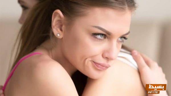 تفسير حلم صديقتي تكرهني: ماذا يعني هذا الحلم الغامض وكيف يؤثر على علاقاتنا؟ 1 937 scaled