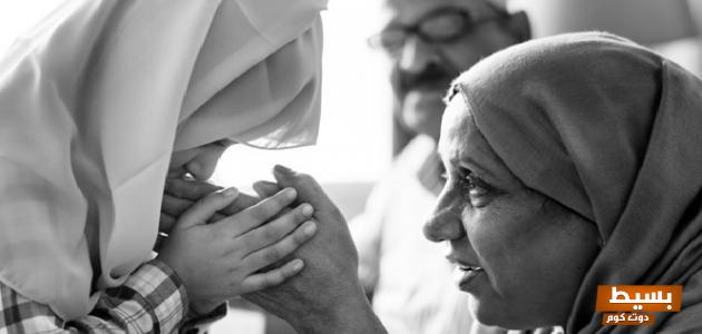 أشعار مؤثرة عن الأم شعر عن الأم قصير يلامس القلب ويعبر عن الحب والوفاء 7 أشعار عن الأم. شعر عن الام قصير