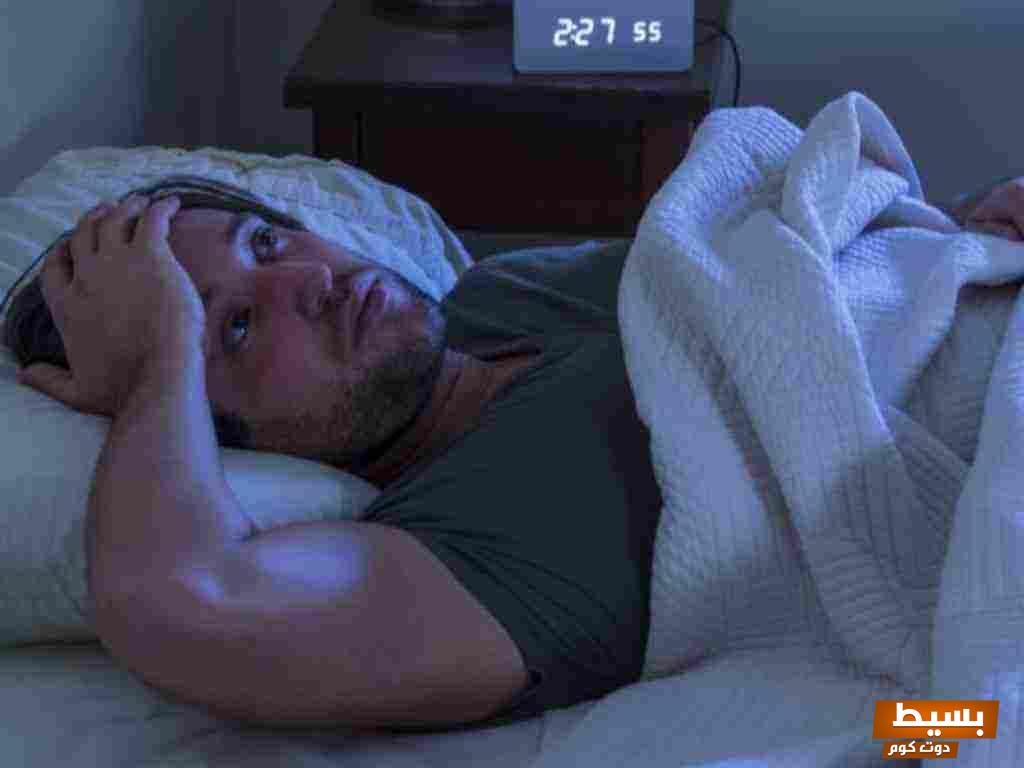 أسباب عدم القدرة على النوم ليلاً رغم التعب: اكتشف العوامل المدهشة التي تمنعك من الاستمتاع بليلة هادئة ومريحة! 5 اسباب عدم القدرة على النوم رغم النعاس