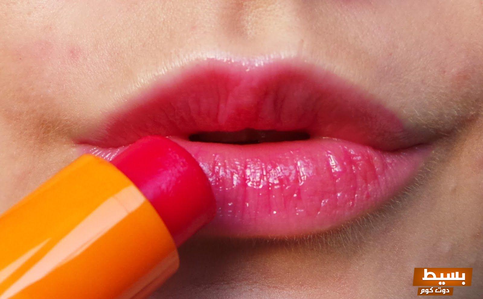 أفضل lip balm لعام 2025 اكتشف أنواع سحرية جديدة ستغير روتين عنايتك بالشفتين!