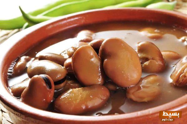 فوائد الفول اليابس السحرية للرجل والنساء اكتشف كيف يمكن أن يحسن صحتك ويعزز طاقتك وحيويتك! 1 القيمة الغذائية للفول