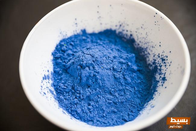 النيلة الزرقاء سرّ من أسرار جمالك لا يمكنك تفويته! اكتشفي كيف تعزز إشراقتك وتضفي لمسة سحرية على مظهرك! 3 النيلة الزرقاء 1