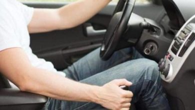 <p><strong>تفسير حلم ركوب السيارة مع شخص أعرفه في المقعد الأمامي: دلالة غامضة تحمل رسائل عميقة حول العلاقات والطريق نحو المستقبل!</strong></p> 4 تعليم قيادة السيارة بدون معلم1