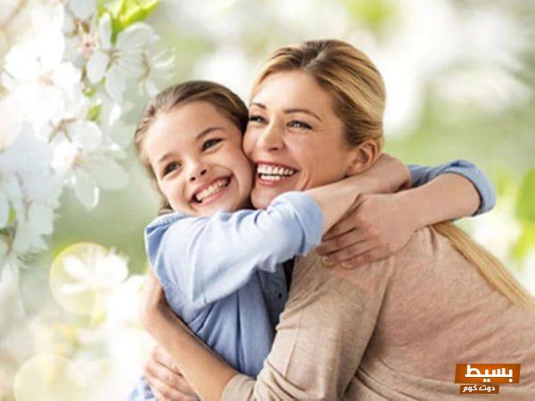 عبارات مؤثرة وجميلة عن ابنة صديقتي لحظات لا تُنسى وذكريات تدوم! 1 تفسير حلم رؤية حضن الام في المنام scaled