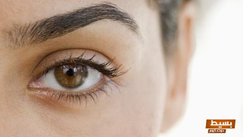 تفسير حلم سقوط الرموش والحواجب دلالات لا تتوقعها وتأثيرها على حياتك! 1 تفسير حلم سقوط الرموش والحواجب