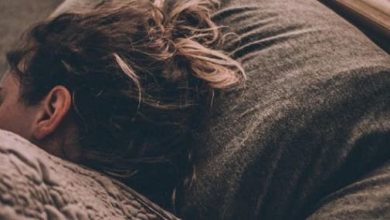 <p><strong>تفسير رؤية خروج الماء من الثدي: دلالات رمزية ومعاني عميقة قد تغيّر نظرتك!</strong></p> 5 تفسير رؤية خروج الماء من الثدي للمتزوجة والعزباء