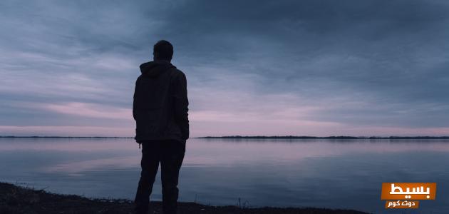 حكم عن الهم 50 عبارة مؤثرة تعبر عن الحزن وتلامس مشاعرنا العميقة 2 حكم عن الهم 1