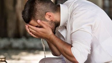 تفسير حلم الوضوء بماء غير نظيف: دلالات ورموز تكشف أسرار حلمك وتأثيره على حياتك اليومية! 2 عدم اكتمال الوضوء في المنام