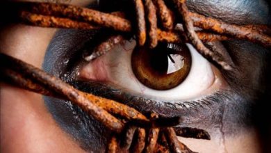 كيف اعرف ان عقد الحسد انفكت: خطوات مدهشة تكشف لك الحقيقة وتحررك من القيود الروحية! 3 علامات خروج العين والحسد مع البراز1