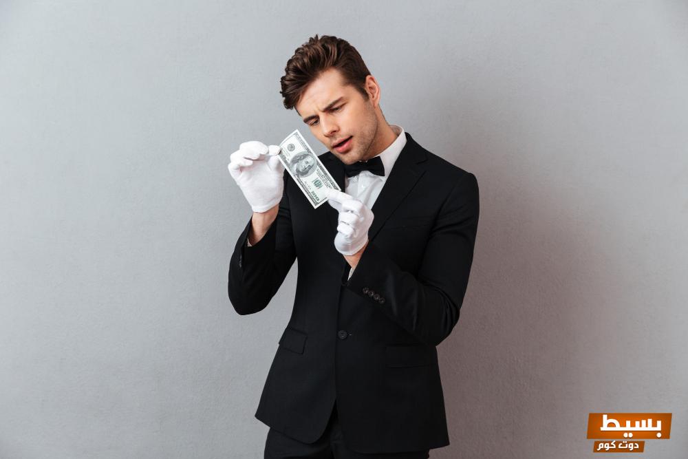 عيوب الرجل البخيل اكتشف الأسباب الحقيقية وراء هذه الصفة وكيف تؤثر على العلاقات! 12 عيوب الرجل البخيل