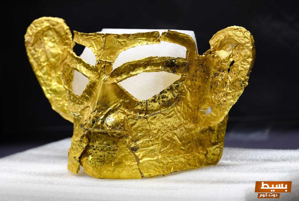 فوائد مذهلة ومضاعفات محتملة لماسك الذهب للوجه اكتشف سحر الذهب للعناية ببشرتك! 3 فوائد ومضاعفات ماسك الذهب للوجه