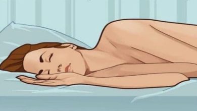 تفسير حلم أنا وزوجي بدون ملابس للمتزوجة: دلالات مثيرة ومعاني عميقة تفتح أبواب الفهم! 2 ما حكم النوم بدون ملابس في الإسلام3