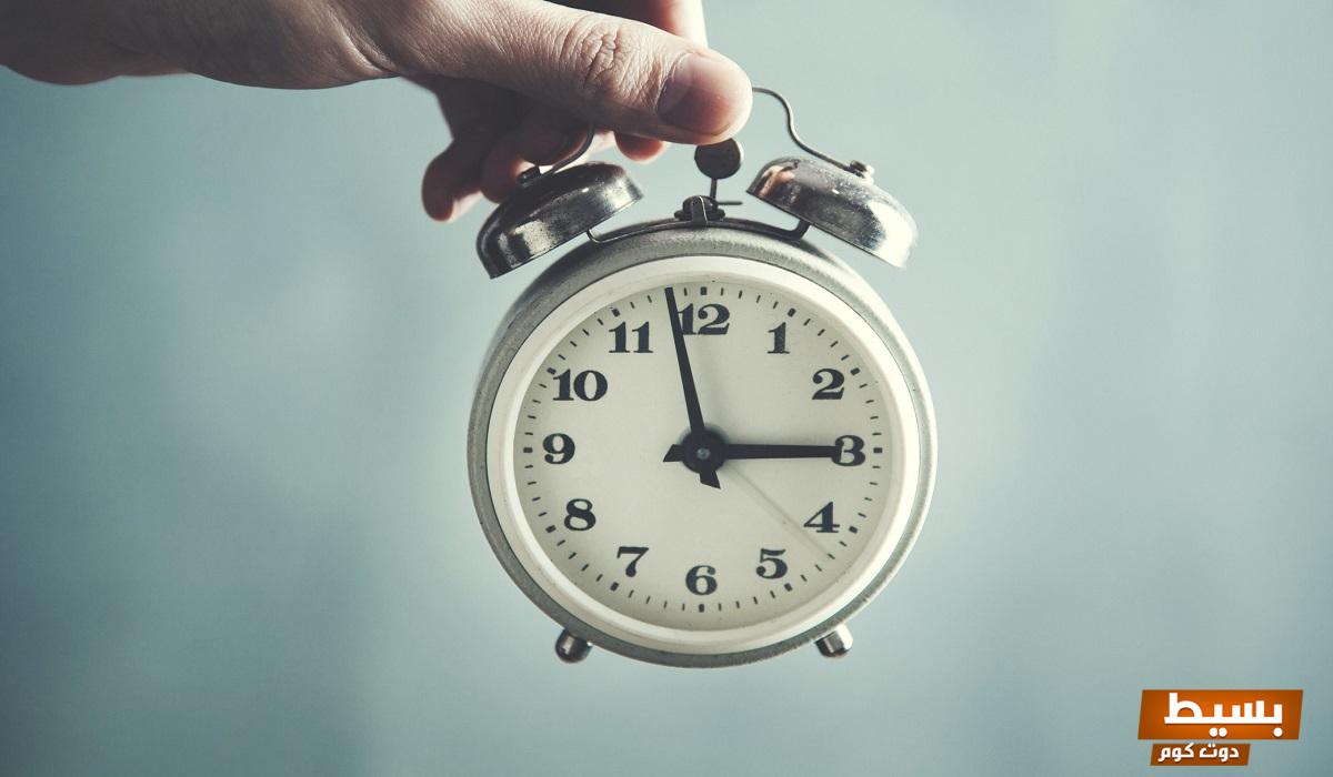 ما معنى رؤية أرقام الساعة متشابهة اكتشف الدلالات العميقة والمعاني الروحية وراء هذه الظاهرة الغامضة! 6 ما معنى رؤية ارقام الساعة متشابهة 1