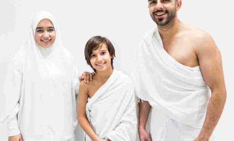 هل يجوز وضع كريم الشعر قبل الإحرام اكتشف الإجابة المثيرة والموثوقة الآن! 1 ملابس الإحرام