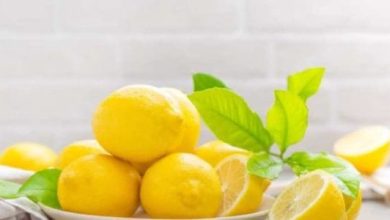 هل الليمون يرفع الضغط أو يخفضه اكتشف الحقيقة المدهشة التي ستغير نظرتك! 7 هل الليمون يرفع الضغط1