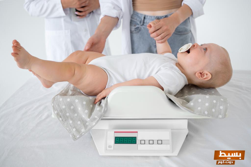 وزن الطفل الطبيعي اكتشف المعايير المثالية لصحة ونمو طفلك! 3 وزن الطفل الطبيعي